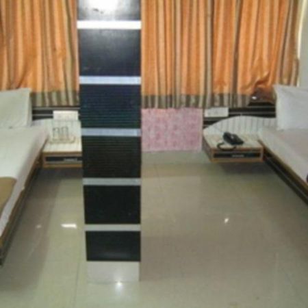 阿穆达巴 Angan Residency酒店 外观 照片