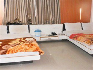 阿穆达巴 Angan Residency酒店 外观 照片